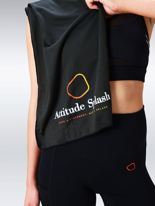 Cooling Towel with Mountaineering hook bag - Black