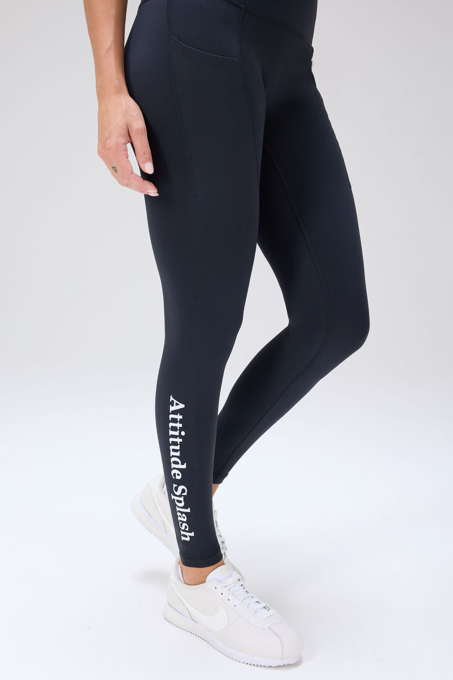 Celine Signature Legging - Black – Attitude Splash