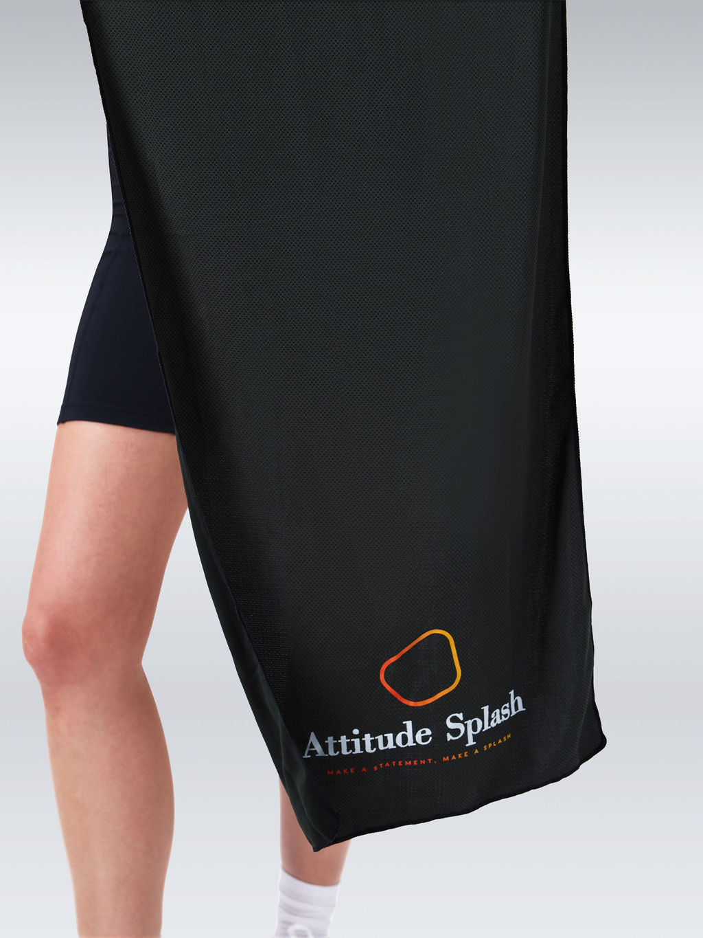 Cooling Towel with Mountaineering hook bag - Black